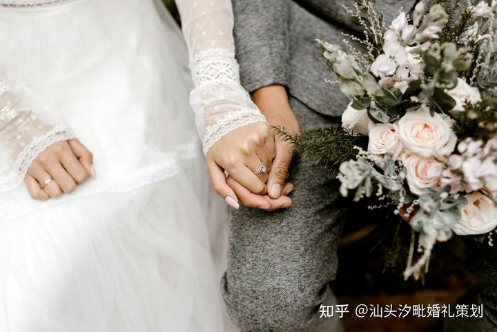 疫情过后婚礼通知朋友圈怎么写_疫情过后婚礼台词咋说_疫情过后婚礼习俗