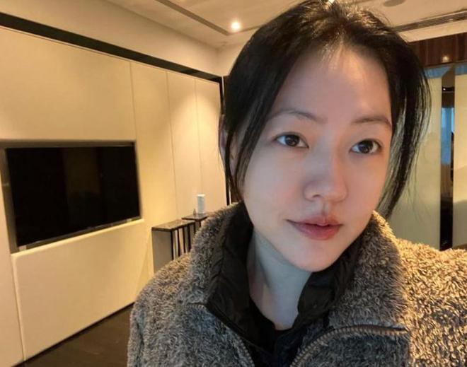 夫妻矛盾迁怒孩子_夫妻矛盾丈夫摔女儿_夫妻俩吵架砸伤了女儿