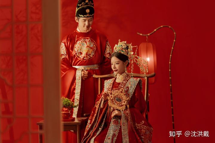 婚纱照休闲风格种类图片_个性休闲风格婚纱照_婚纱休闲照个性风格设计