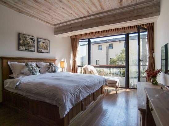 婚纱庭院景照内容怎么写_婚纱照内景庭院_婚纱照好看花园背景图